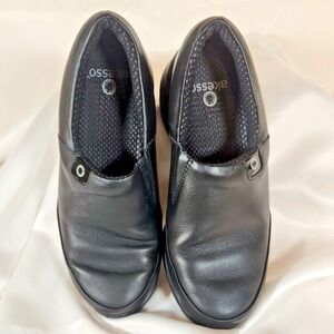 Akesso $95 6.5 Helia Black Leather Slip-On Comfort Nursing Work Sneaker Shoes